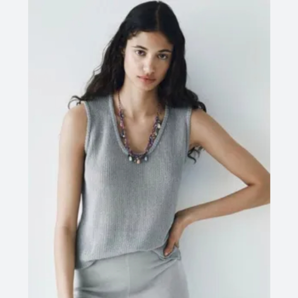 Zara Knit Lightweight Sleeveless Vest Gray Top M